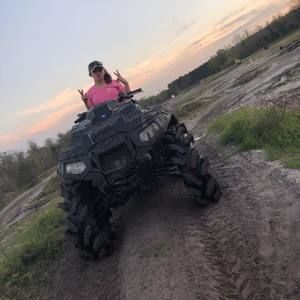 Meet your Posher, Destine